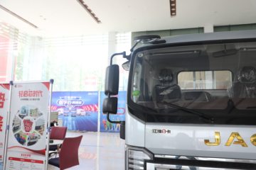 ����˧��S9 ȫ�ܰ�PLUS 2.5L���� 170���� ��ʿ��8�� 4.18�׵��������ῨͼƬ