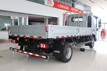 ����˧��S9 ȫ�ܰ�PLUS 2.5L���� 170���� ��ʿ��8�� 4.18�׵��������ῨͼƬ