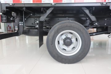 ����˧��S9 ȫ�ܰ�PLUS 2.5L���� 170���� ��ʿ��8�� 4.18�׵��������ῨͼƬ