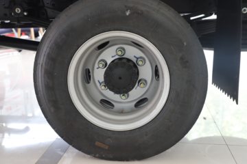 ����˧��S9 ȫ�ܰ�PLUS 2.5L���� 170���� ��ʿ��8�� 4.18�׵��������ῨͼƬ