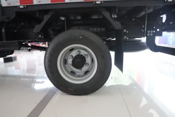 ����˧��S9 ȫ�ܰ�PLUS 2.5L���� 170���� ��ʿ��8�� 4.18�׵��������ῨͼƬ
