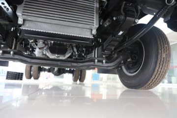 ����˧��S9 ȫ�ܰ�PLUS 2.5L���� 170���� ��ʿ��8�� 4.18�׵��������ῨͼƬ