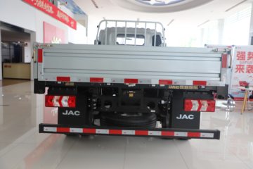 ����˧��S9 ȫ�ܰ�PLUS 2.5L���� 170���� ��ʿ��8�� 4.18�׵��������ῨͼƬ