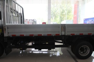 ����˧��S9 ȫ�ܰ�PLUS 2.5L���� 170���� ��ʿ��8�� 4.18�׵��������ῨͼƬ