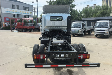����HOWOͳ˧ 2.4L���� 165���� ��ʿ��8�� 3.85���Ű��դʽ�ῨͼƬ