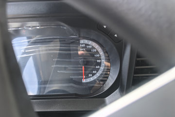 ����HOWOͳ˧ 2.4L���� 165���� ��ʿ��8�� 3.85���Ű��դʽ�ῨͼƬ