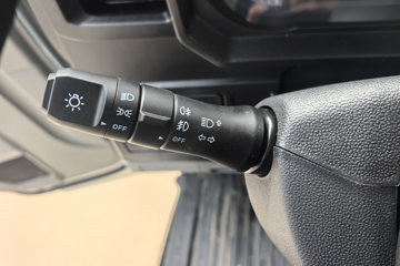 ����HOWOͳ˧ 2.4L���� 165���� ��ʿ��8�� 3.85���Ű��դʽ�ῨͼƬ