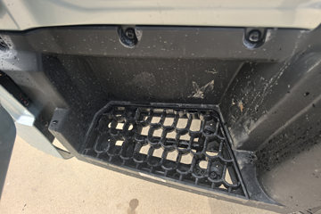 ����HOWOͳ˧ 2.4L���� 165���� ��ʿ��8�� 3.85���Ű��դʽ�ῨͼƬ