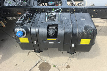 ����HOWOͳ˧ 2.4L���� 165���� ��ʿ��8�� 3.85���Ű��դʽ�ῨͼƬ