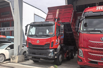 ������������M3V 6.9L���� 330���� 6X4 ��ʿ��10�� 5.2����ж��ͼƬ