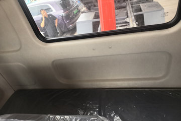 ������������M3V 6.9L���� 330���� 6X4 ��ʿ��10�� 5.2����ж��ͼƬ