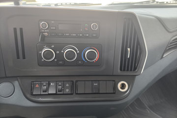 ������������M3V 6.9L���� 330���� 6X4 ��ʿ��10�� 5.2����ж��ͼƬ