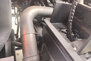 ������������M3V 6.9L���� 330���� 6X4 ��ʿ��10�� 5.2����ж��ͼƬ
