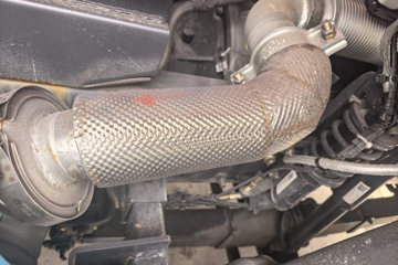 ������������M3V 6.9L���� 330���� 6X4 ��ʿ��10�� 5.2����ж��ͼƬ