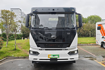 ���ǵ�Q3 6X4 ���綯ǣ���� ����452kWhͼƬ