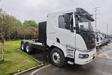 ���ǵ�Q3 6X4 ���綯ǣ���� ����452kWhͼƬ