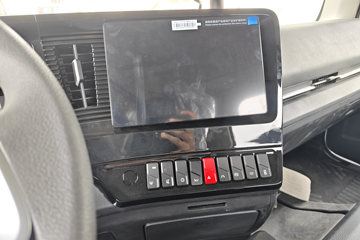 ���ǵ�Q3 6X4 ���綯ǣ���� ����452kWhͼƬ