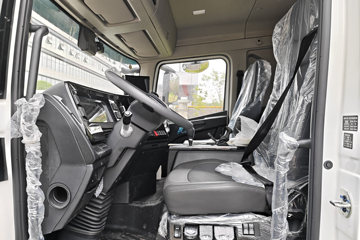 ���ǵ�Q3 6X4 ���綯ǣ���� ����452kWhͼƬ