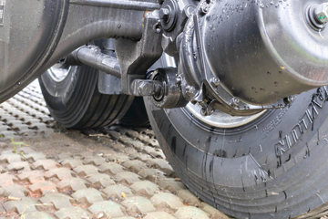 ���ǵ�Q3 6X4 ���綯ǣ���� ����452kWhͼƬ