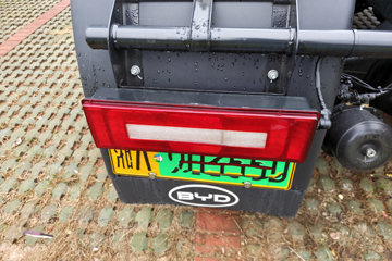 ���ǵ�Q3 6X4 ���綯ǣ���� ����452kWhͼƬ