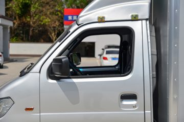����С����W08 1.6L���� 123���� ������5�� Һɲ 3.7�׵�����ʽ΢��ͼƬ