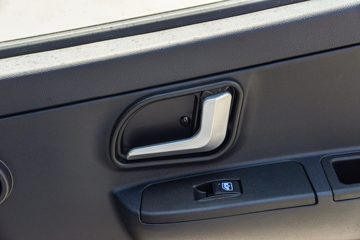 ����С����W17 1.6L���� 123���� ����5�� Һɲ 3.78���Ű�����΢��ͼƬ