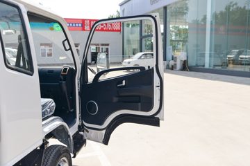 ����С����W17 1.6L���� 123���� ����5�� Һɲ 3.78���Ű�����΢��ͼƬ
