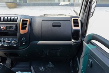 ����С����W17 1.6L���� 123���� ����5�� Һɲ 3.78���Ű�����΢��ͼƬ