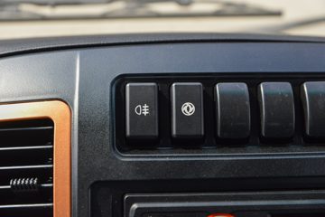 ����С����W17 1.6L���� 123���� ����5�� Һɲ 3.78���Ű�����΢��ͼƬ