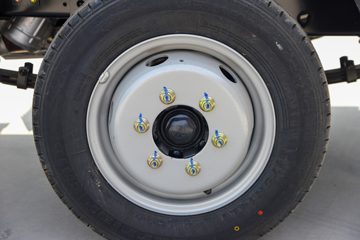 ����С����W17 1.6L���� 123���� ����5�� Һɲ 3.78���Ű�����΢��ͼƬ