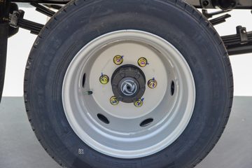 ����С����W17 1.6L���� 123���� ����5�� Һɲ 3.78���Ű�����΢��ͼƬ