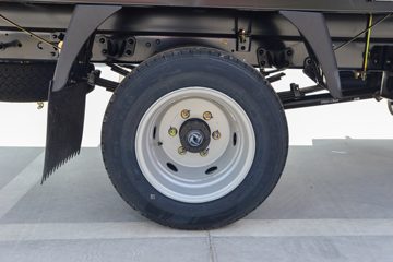 ����С����W17 1.6L���� 123���� ����5�� Һɲ 3.78���Ű�����΢��ͼƬ