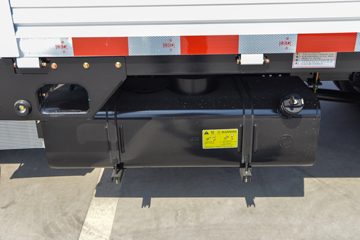 ����С����W17 1.6L���� 123���� ����5�� Һɲ 3.78���Ű�����΢��ͼƬ