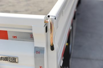 ����С����W17 1.6L���� 123���� ����5�� Һɲ 3.78���Ű�����΢��ͼƬ