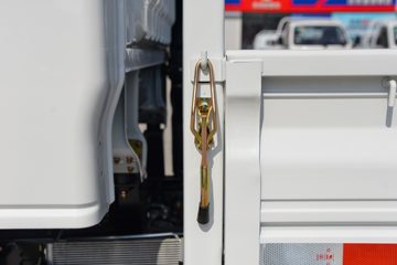 ����С����W17 1.6L���� 123���� ����5�� Һɲ 3.78���Ű�����΢��ͼƬ