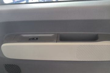 Զ������F3E 2025���ǻ۰� Һɲ 3.82�׵��Ŵ��綯��դʽ΢�� ����ʱ��56kWhͼƬ