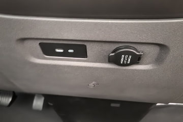 Զ������F3E 2025���ǻ۰� Һɲ 3.82�׵��Ŵ��綯��դʽ΢�� ����ʱ��56kWhͼƬ
