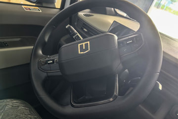 Զ������F3E 2025���ǻ۰� Һɲ 3.82�׵��Ŵ��綯��դʽ΢�� ����ʱ��56kWhͼƬ