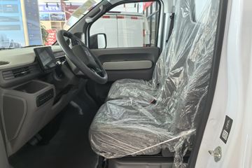Զ������F3E 2025���ǻ۰� Һɲ 3.82�׵��Ŵ��綯��դʽ΢�� ����ʱ��56kWhͼƬ