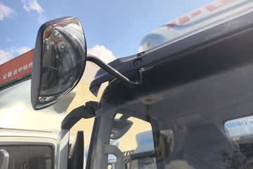 ����HOWO�Ῠͳ˧ 2.5L���� 180���� 12�� 4.15�׵��������ῨͼƬ