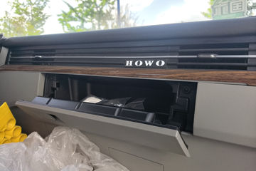 ����HOWO�Ῠͳ˧ 2.5L���� 180���� 12�� 4.15�׵��������ῨͼƬ