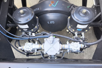 ����HOWO�Ῠͳ˧ 2.5L���� 180���� 12�� 4.15�׵��������ῨͼƬ