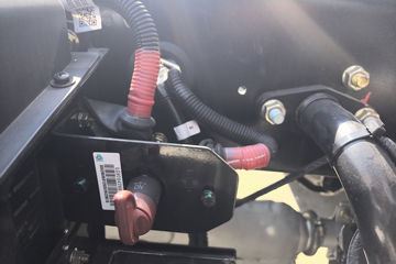 ����HOWO�Ῠͳ˧ 2.5L���� 180���� 12�� 4.15�׵��������ῨͼƬ