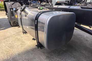 ����HOWO�Ῠͳ˧ 2.5L���� 180���� 12�� 4.15�׵��������ῨͼƬ