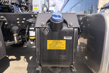 ����HOWO�Ῠͳ˧ 2.5L���� 180���� 12�� 4.15�׵��������ῨͼƬ