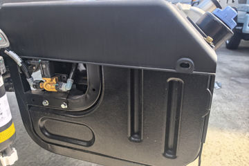 ����HOWO�Ῠͳ˧ 2.5L���� 180���� 12�� 4.15�׵��������ῨͼƬ