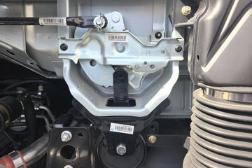 ����HOWO�Ῠͳ˧ 2.5L���� 180���� 12�� 4.15�׵��������ῨͼƬ