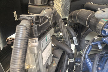 ����HOWO�Ῠͳ˧ 2.5L���� 180���� 12�� 4.15�׵��������ῨͼƬ
