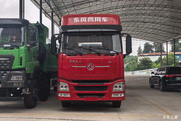 东风商用车 天龙KL 6X4 标准顶 纯电动牵引车 宁德时代497kWh