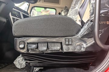 ��������KL 6X4 �߶� ���綯ǣ���� ����ʱ��400kWhͼƬ
